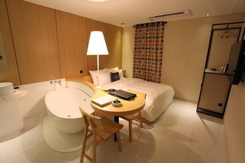 Hotel Cullinan Yeoksam Seoul