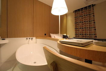 Hotel Cullinan Yeoksam Seoul