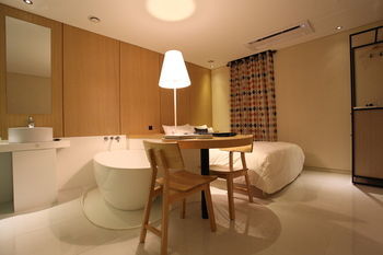 Cullinan Yeoksam Hotel 2*